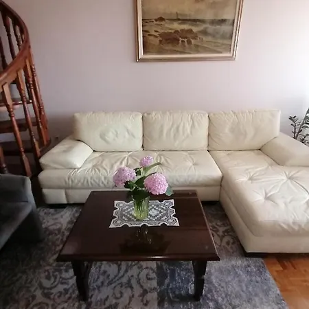 Kim Apartment *